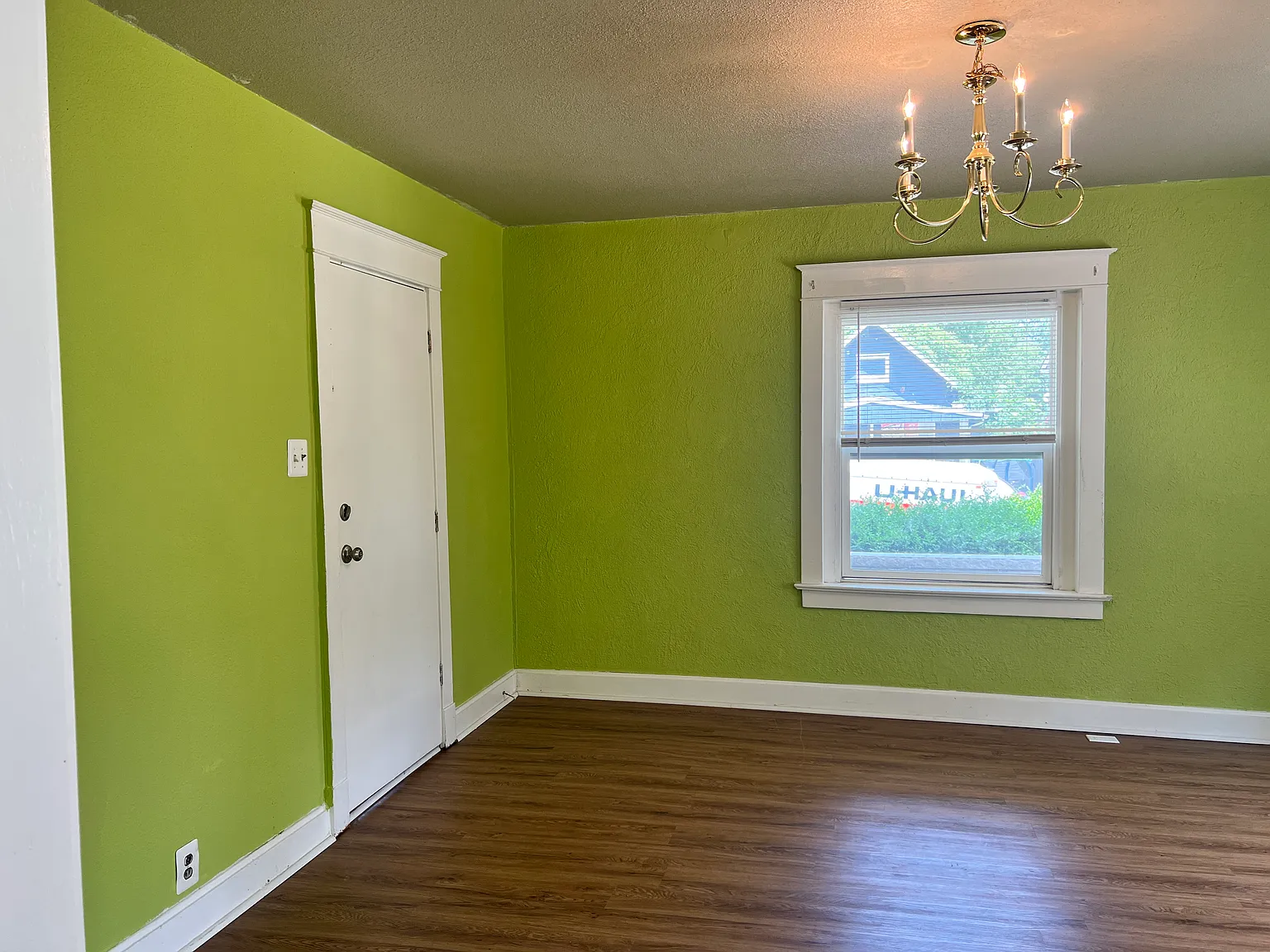 2 bed, 650 sqft, $950 — Photo 3