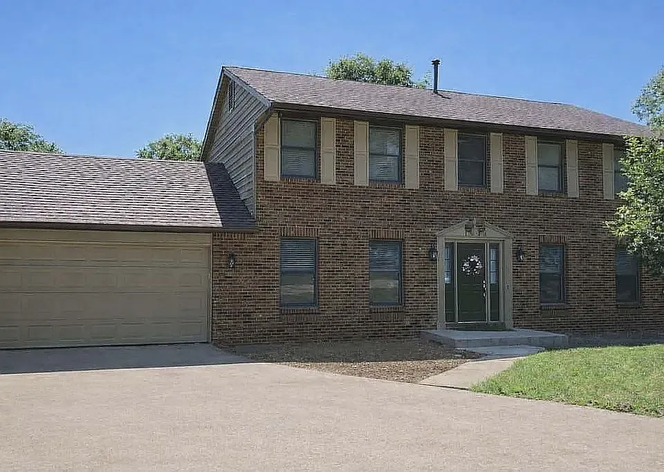 1993 Mapleleaf Dr