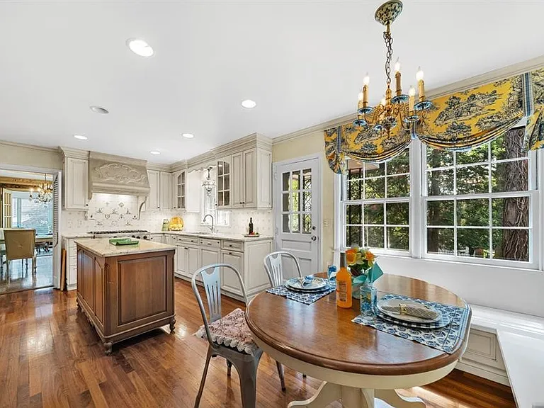 328 W Ridgewood Ave — Photo 11