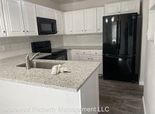 1670 Halifax Way, Aurora, CO 80011