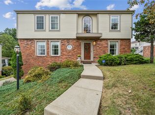 597 Kimble Dr, Glenshaw, PA