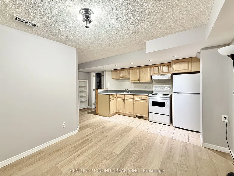 979 Redbird Cres #BASEMENT — Photo 8