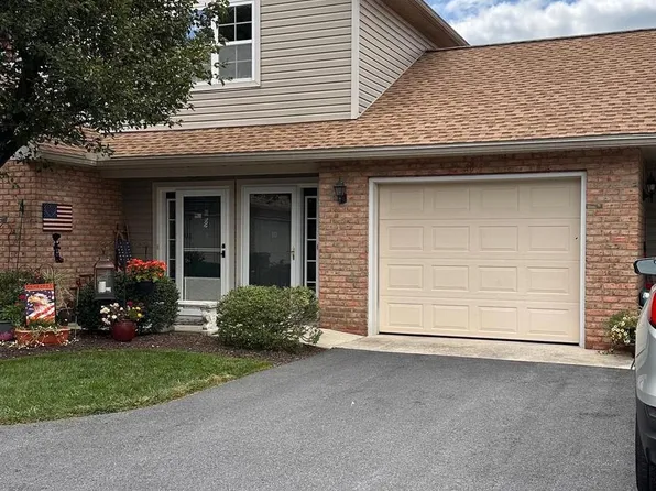 10 Cardinal Way, Fleetwood, PA 19522