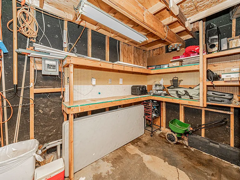 224 W Chestnut St — Photo 9