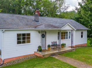 672 Sand Hill Rd, Asheville, NC 28806