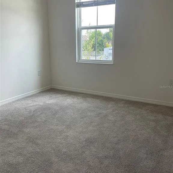 1260 Stockwell Ave — Photo 17