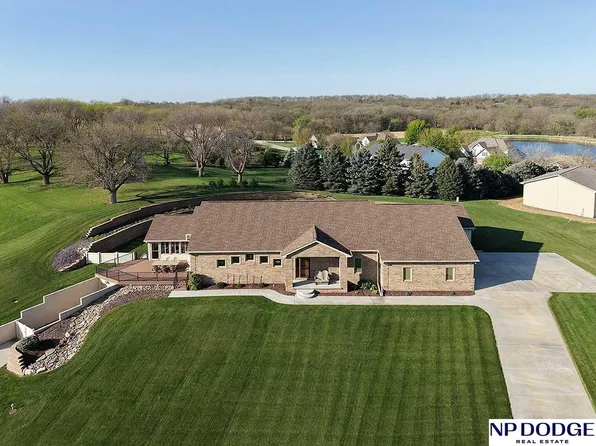 14605 Fir Cir, Plattsmouth, NE 68048