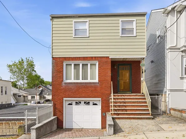 136 Poplar Street image 1 of 50