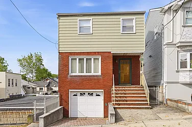 136 Poplar Street