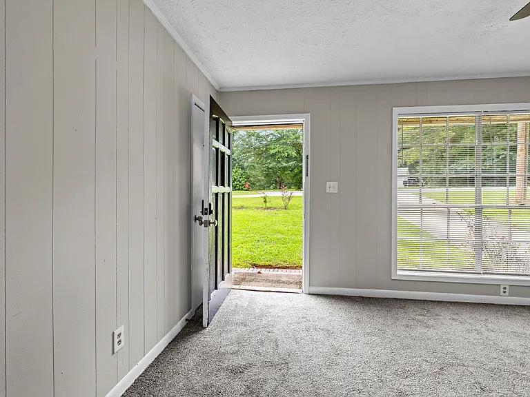 116 Belk Rd — Photo 2