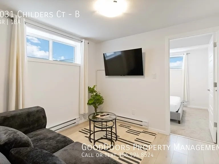 1031 Childers Ct #B — Photo 3