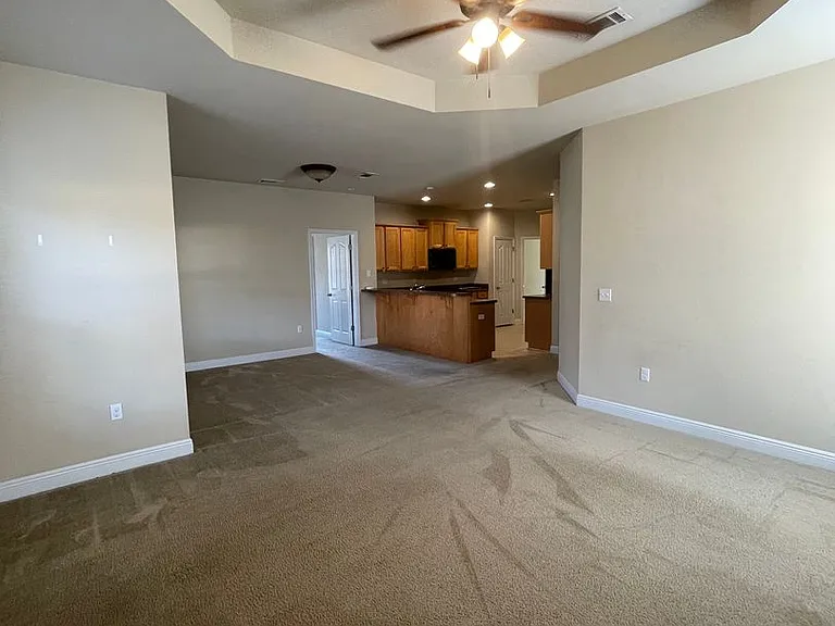 6716 Barnwood Dr — Photo 18
