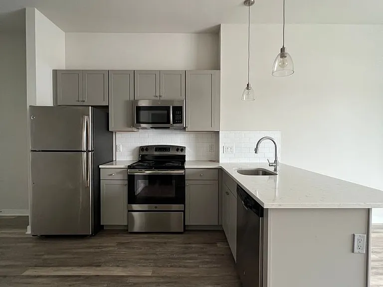 4912 Baltimore Ave — Photo 1