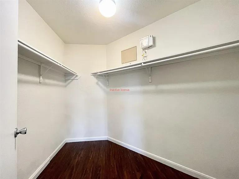 18722 White Barnwood — Photo 18