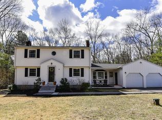 18 Glen Forest Dr, Boxford, MA 01921