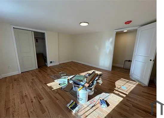 3 bed, $3,500 — Photo 2