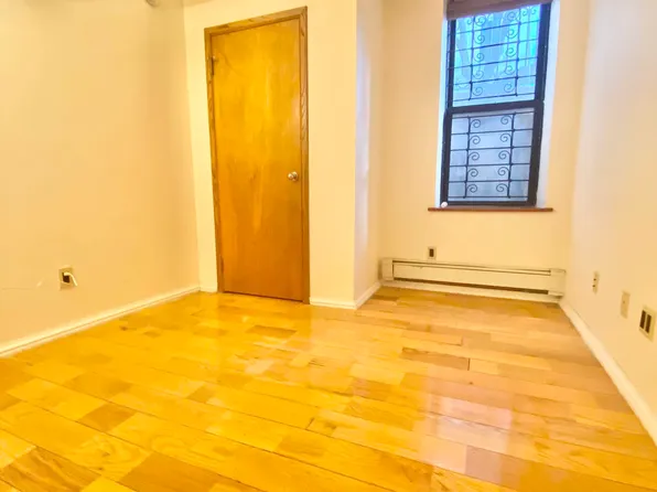 189 Eighth Avenue image 8 of 14