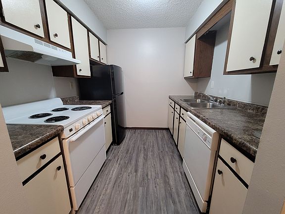 4th image of 3215-3237 Pioneer Ave SE #323502
