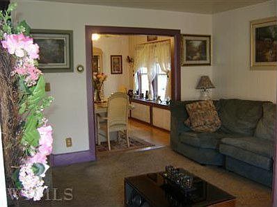 2nd image of 284 Battle Ave