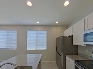 8302 E Peralta Ave, Mesa, AZ 85212