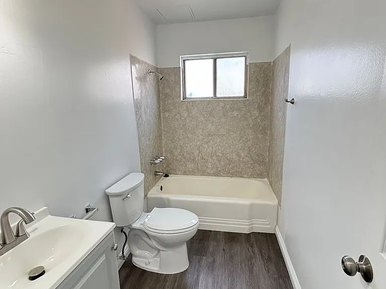 1024 Cedar Ave — Photo 17