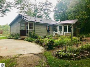 6981 Rainbow Lake Rd NE, Mancelona, MI 49659