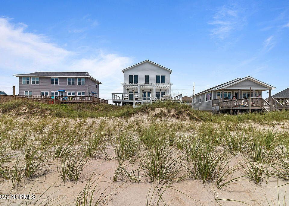 206 Ocean Drive, Emerald Isle, NC 28594