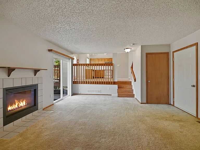 1321 W 132nd Pl — Photo 8
