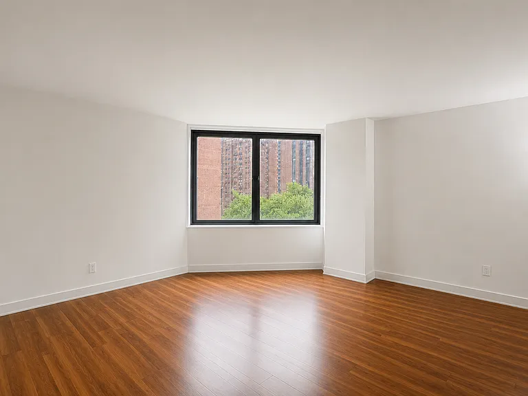 1619 3rd Ave #4C — Photo 14
