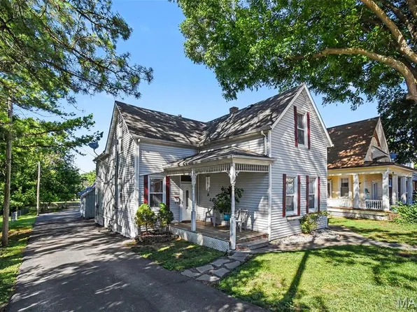 518 S Main St, Columbia, IL 62236