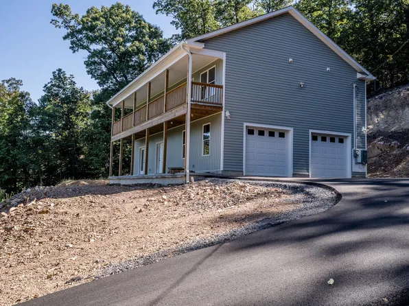 269 Chiweeny Ln, Hedgesville, WV 25427