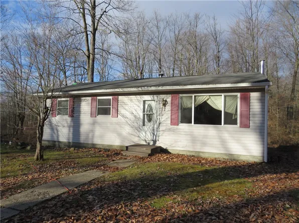 107 Glacial Till Rd, Grove City, PA 16127