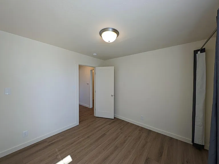 2607 Ellsworth Street — Photo 17