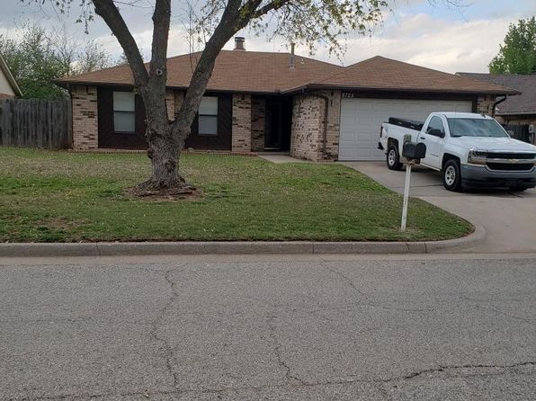 8725 NW 90th St