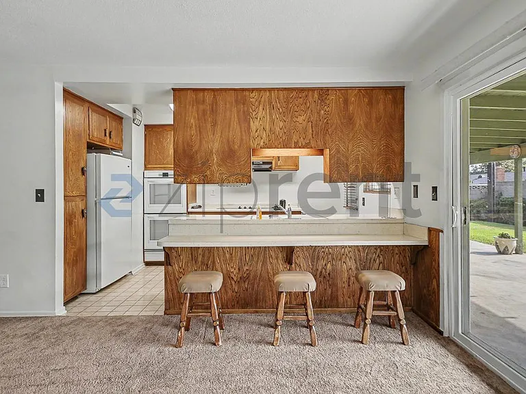 613 Converse Ave — Photo 7