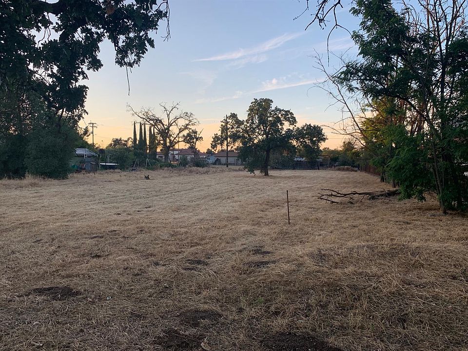 1st image of 6014 E De Woody Ave