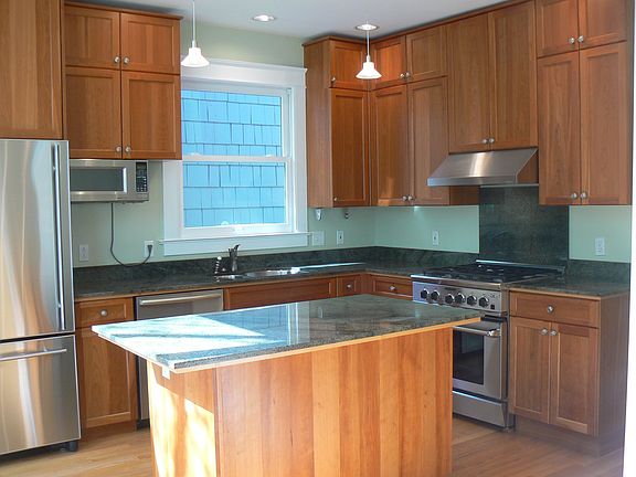 Cherry SS Granite Countertops