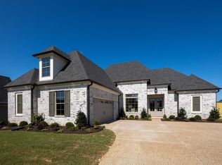 40 Laurel Wood Ln, Oakland, TN 38060