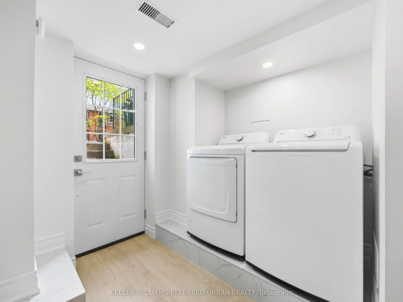1 bed, $2,050 — Photo 2