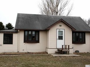 511 Emerson Ave NW, Renville, MN 56284