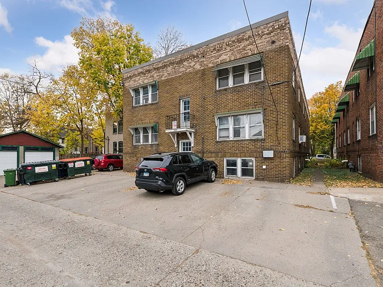 3125 Colfax Ave S — Photo 37
