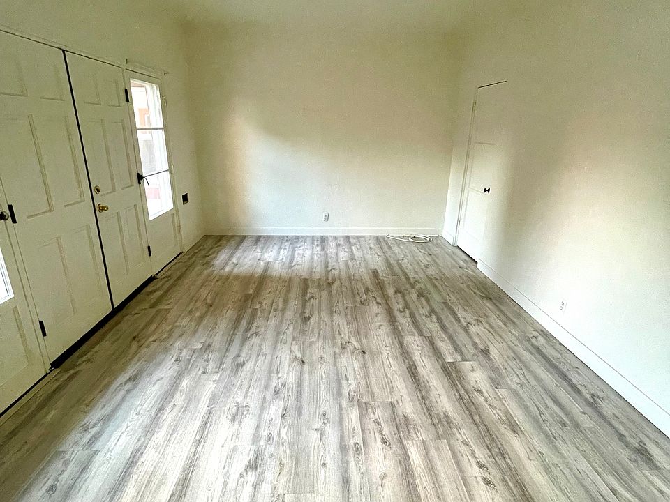 1st image of 2200 Chestnut Ave #323