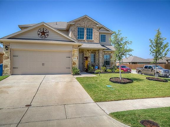 2nd image of 2218 Tombstone Dr