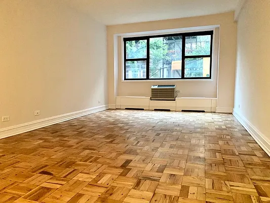 Rented by Corcoran | media 8