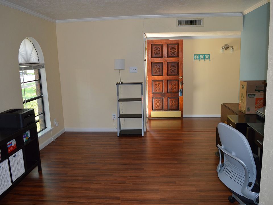 1st image of 3301 Heathercrest Dr