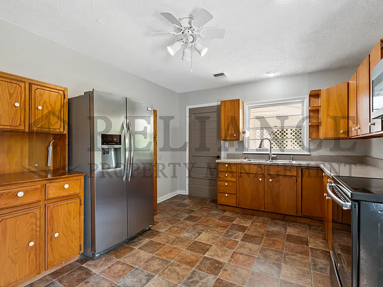 1035 S 127th St E — Photo 12