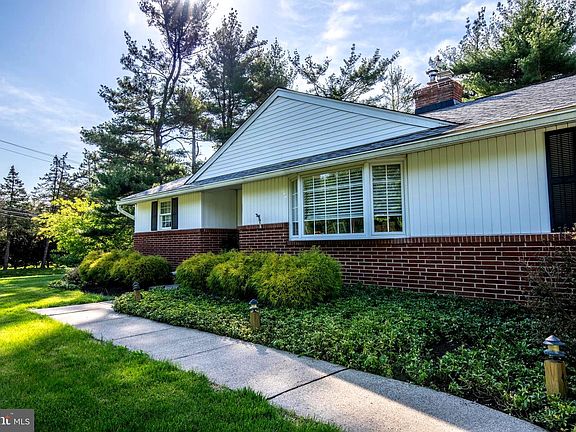 5th image of 418 Doublewoods Rd