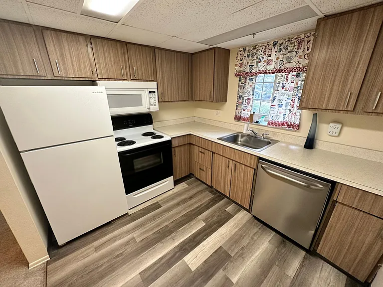301 Bigham St #7 — Photo 10