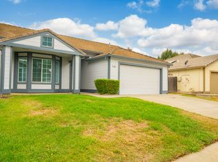 1905 Dorris Ct, Dixon, CA 95620