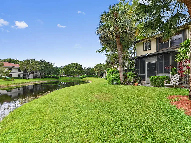 4587 Carambola Cir S #27218 — Photo 34